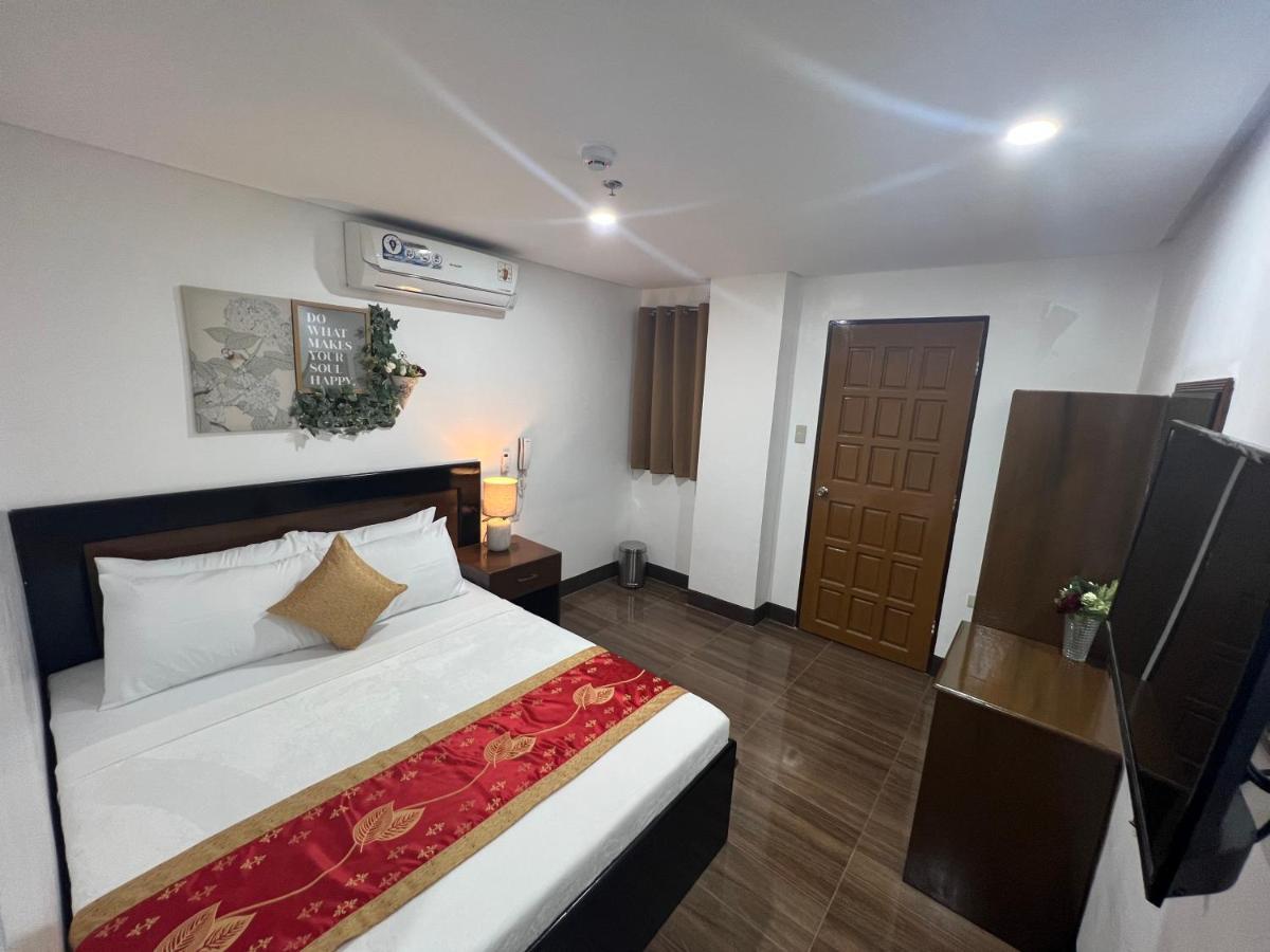 Island Wanderers Inn Coron Exterior photo